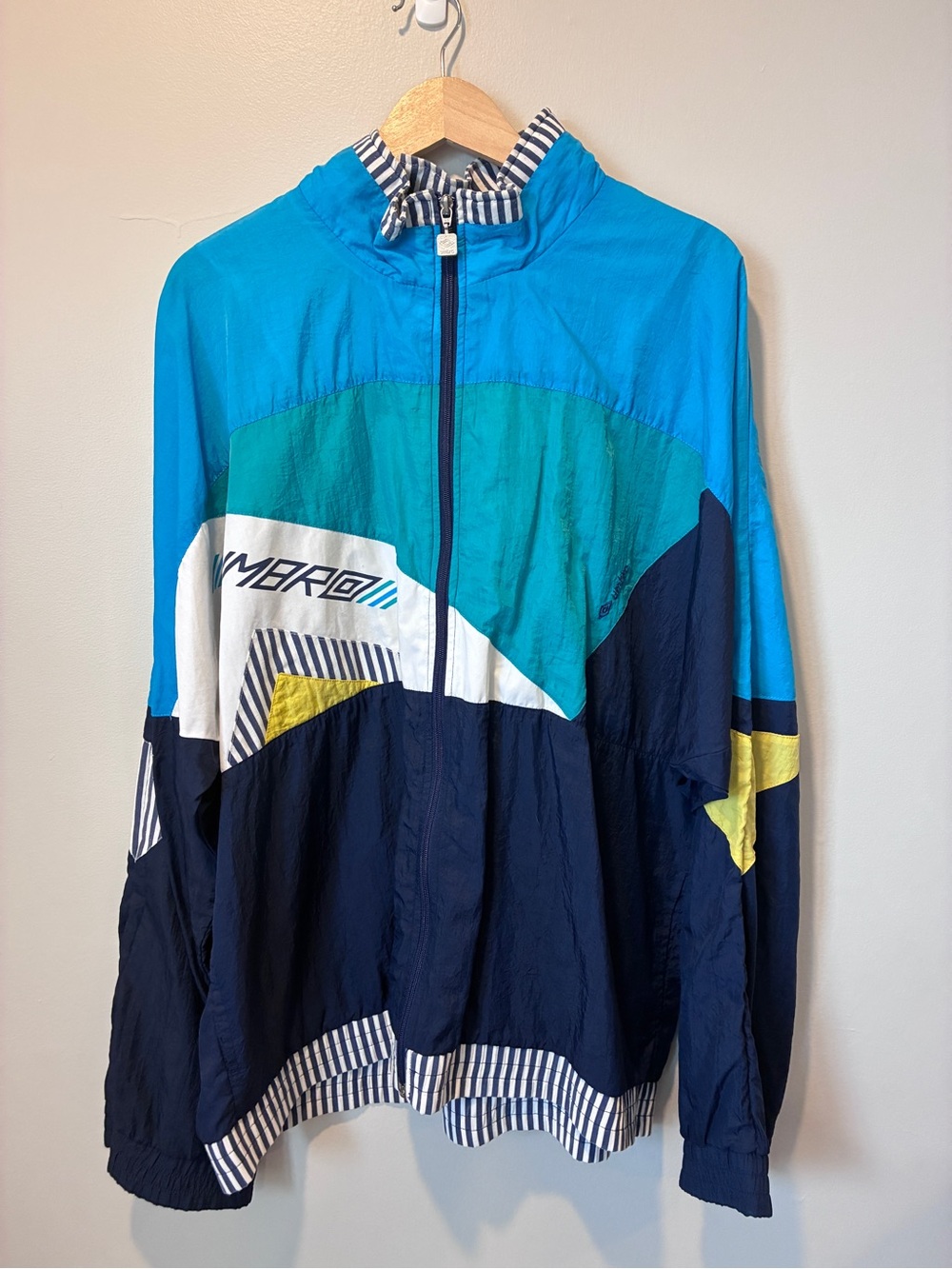 Umbro Teal, Bright Blue & Navy Colorblock Windbreaker